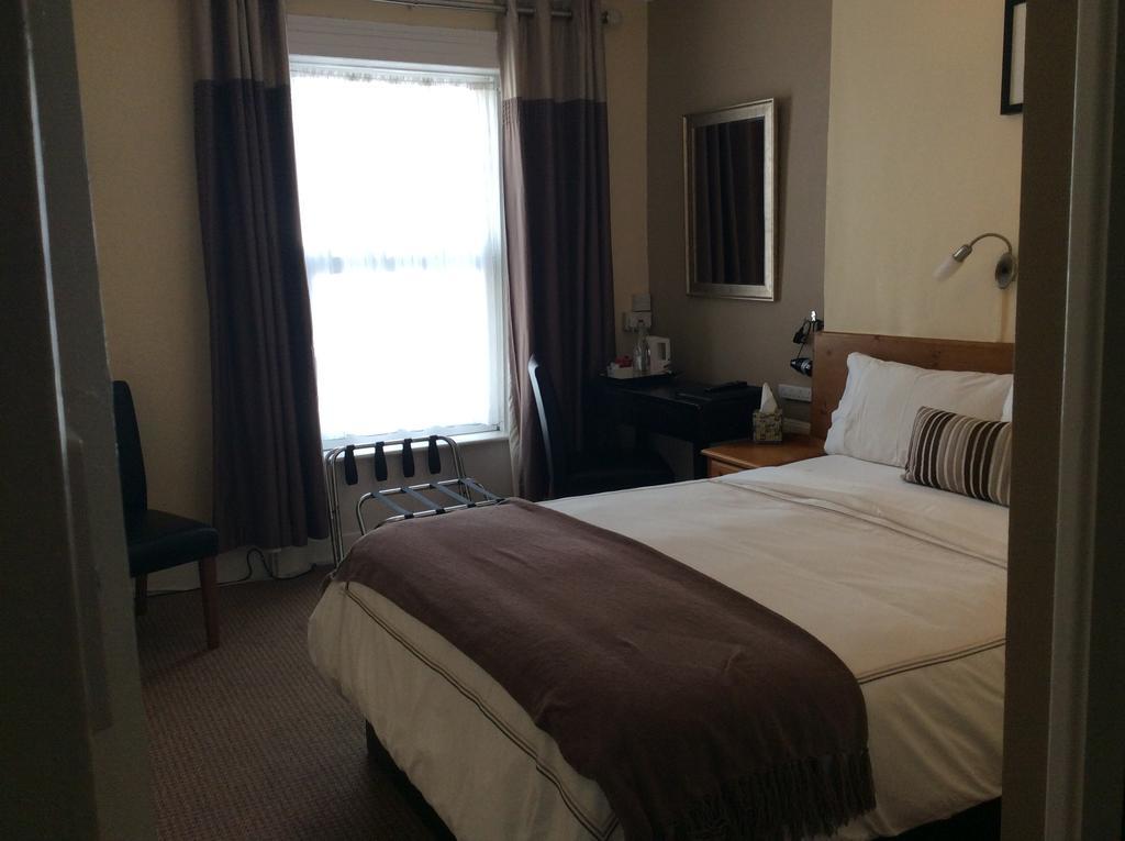 Kent House B&B Корк Экстерьер фото